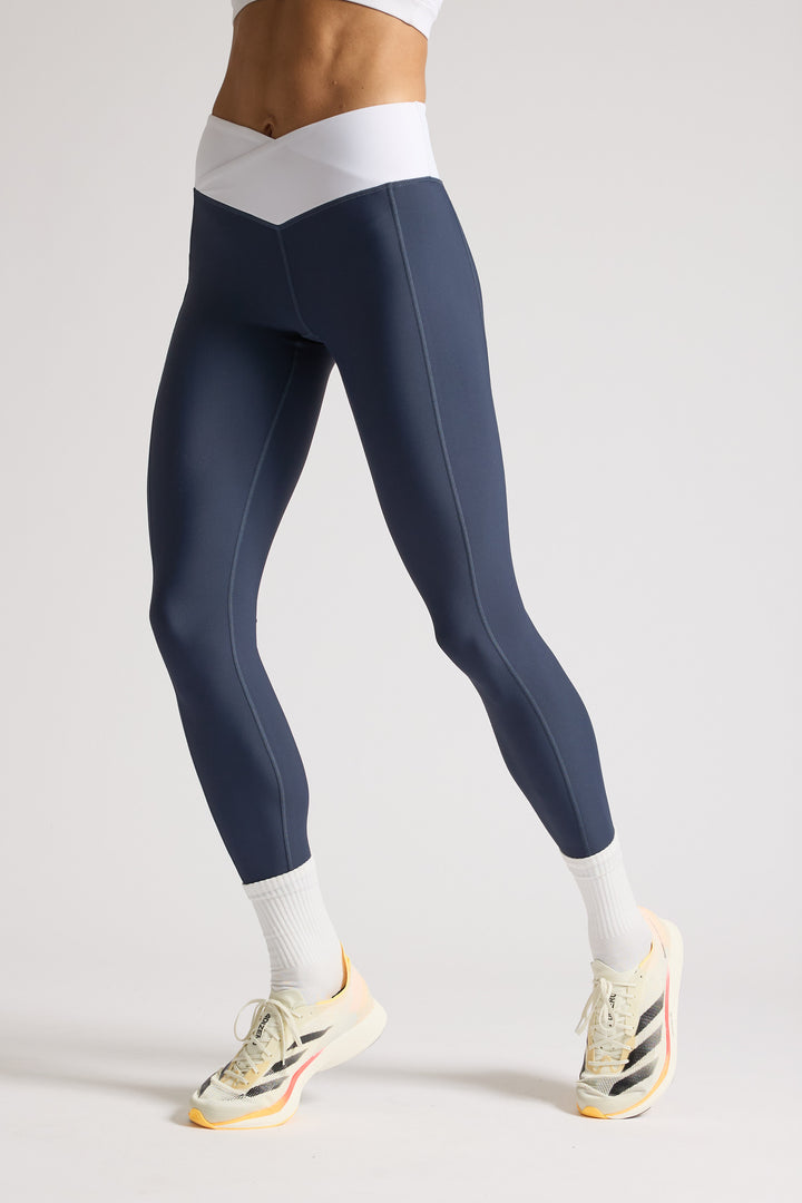 Navy 'V Cut' - Leggings