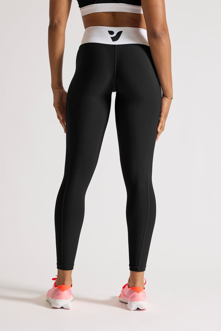 Black 'V Cut' - Leggings