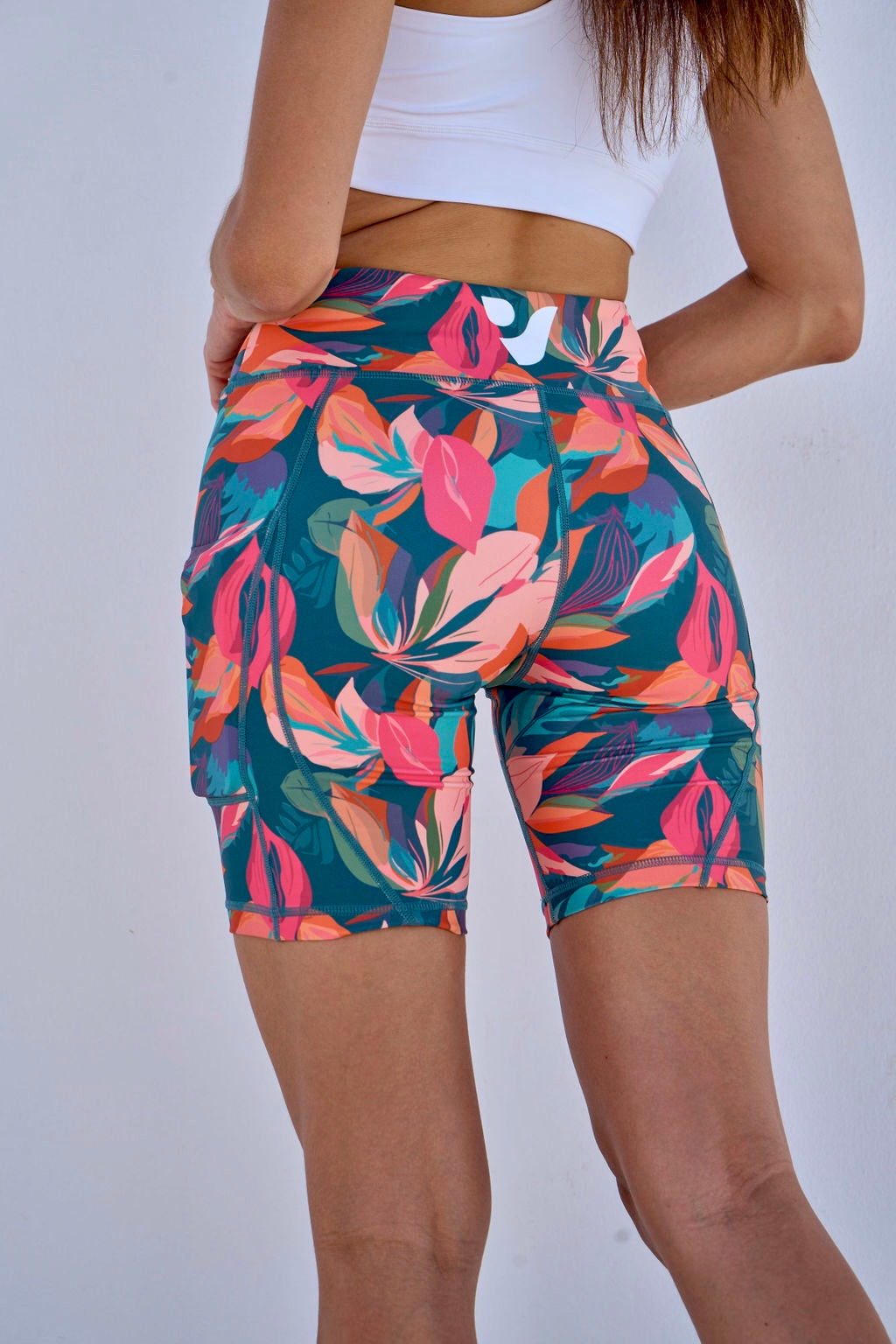 Rainforest Biker Shorts 8”