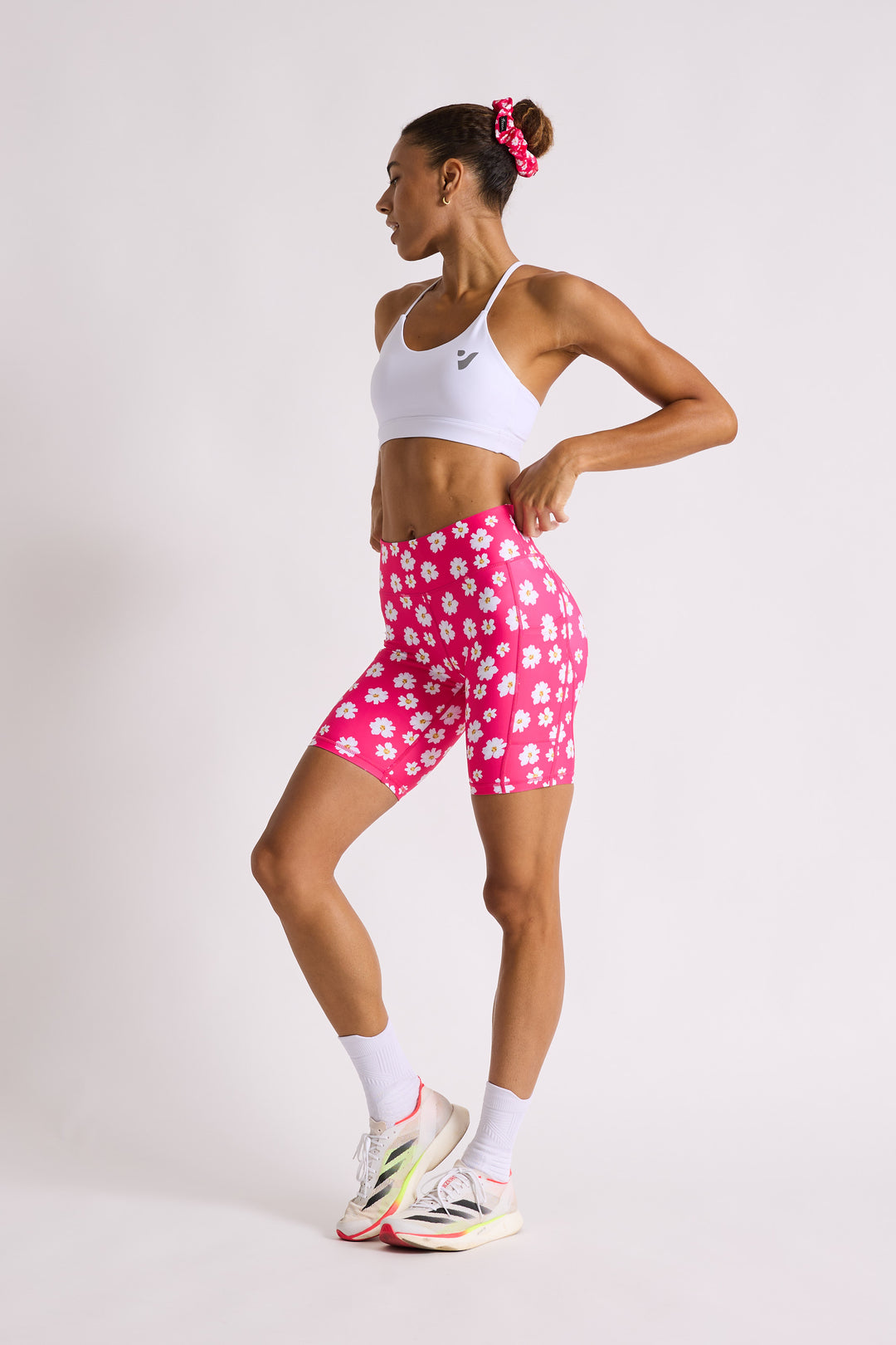 Pink Daisy Biker Shorts 8”